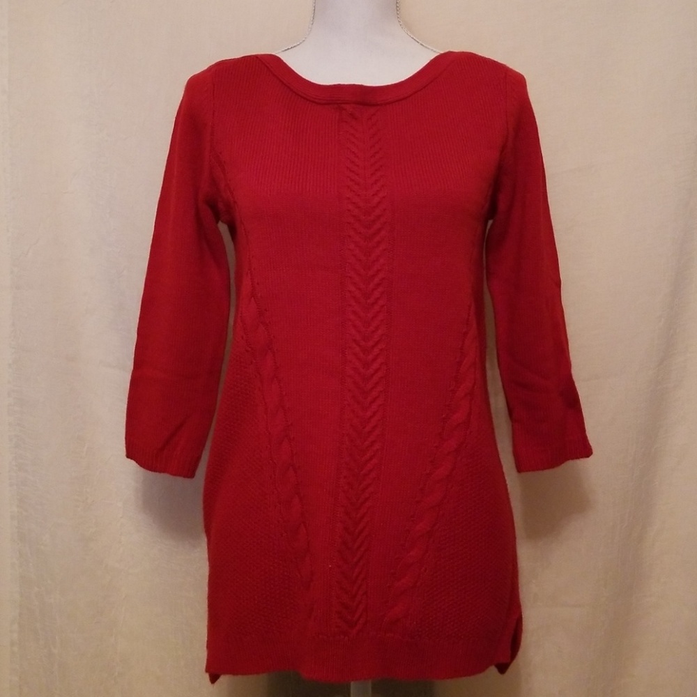 New York and Company Crew Neck Cable Knit Sweater